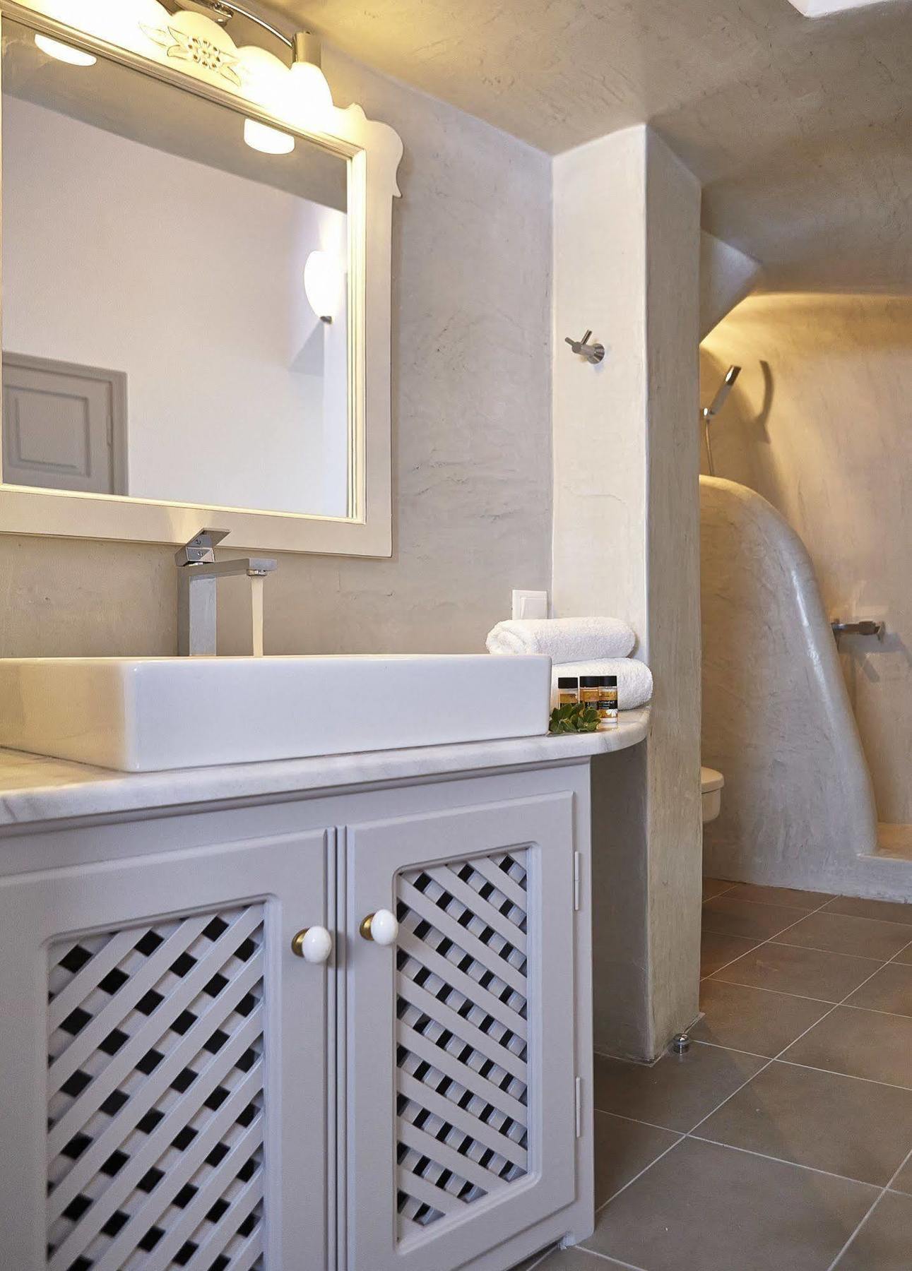 Liakada Oia Suites Kültér fotó