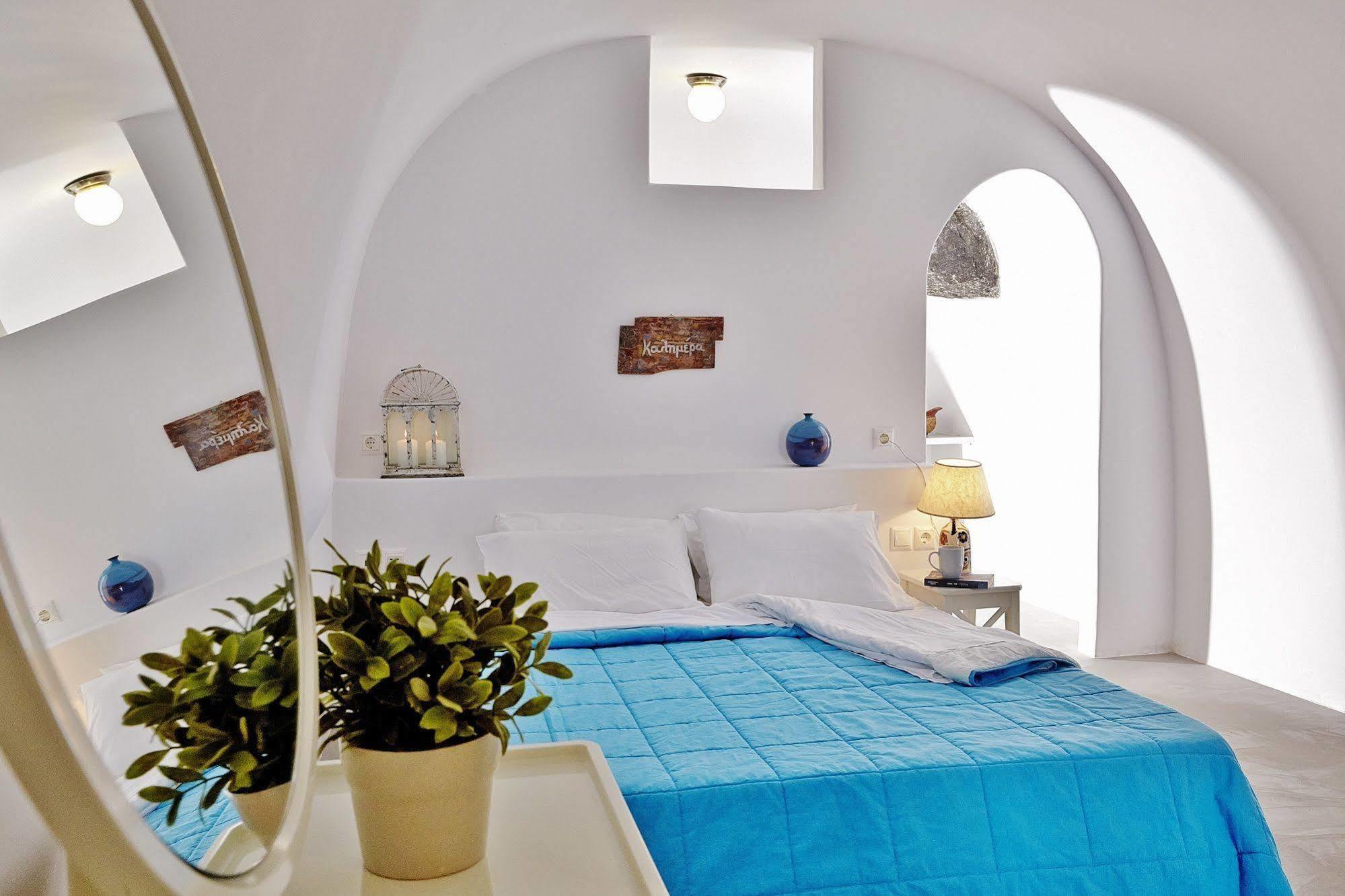 Liakada Oia Suites Kültér fotó