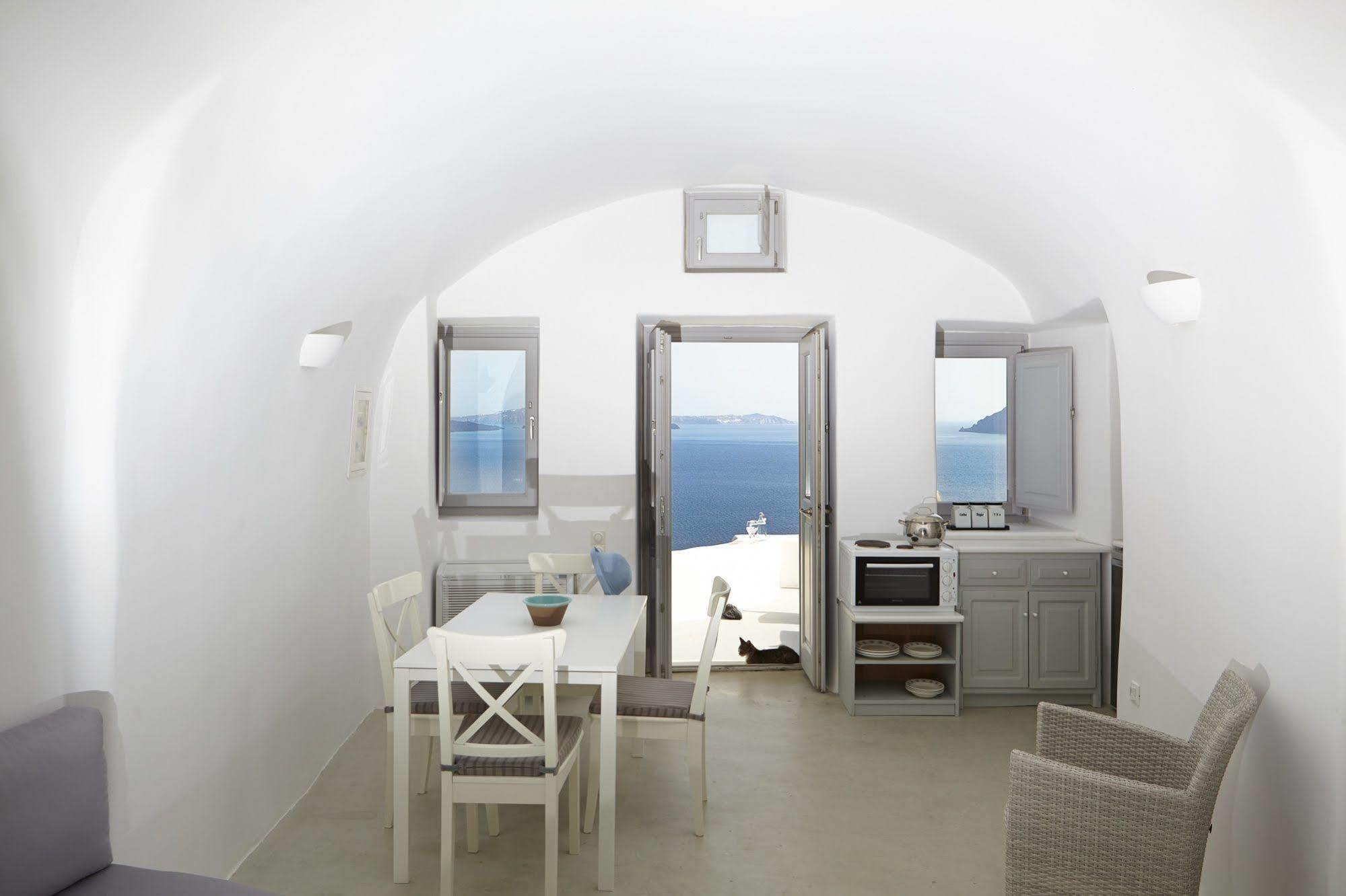 Liakada Oia Suites Kültér fotó